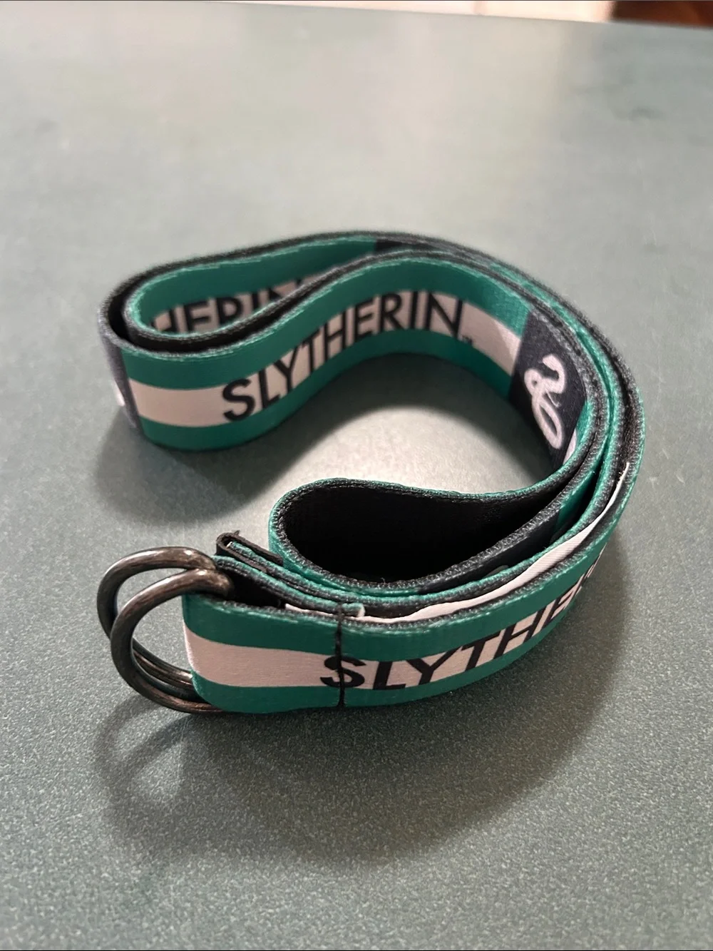 Bioworld Green and White Harry Potter Ribbon Key Strap
